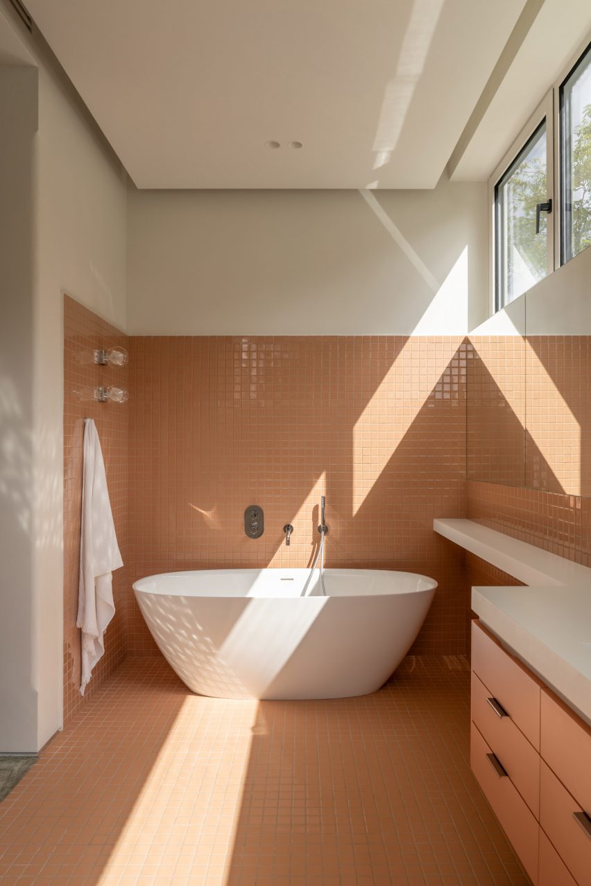 Coral-tiled bathroom